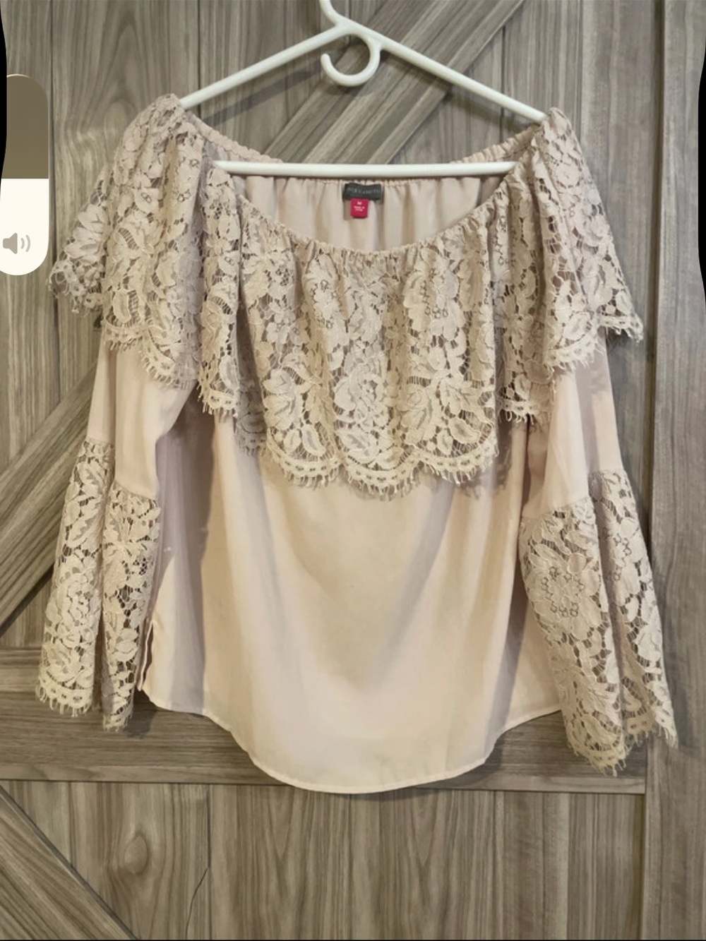 Vince Camuto Lace Off-Shoulder Blouse - Light Beige